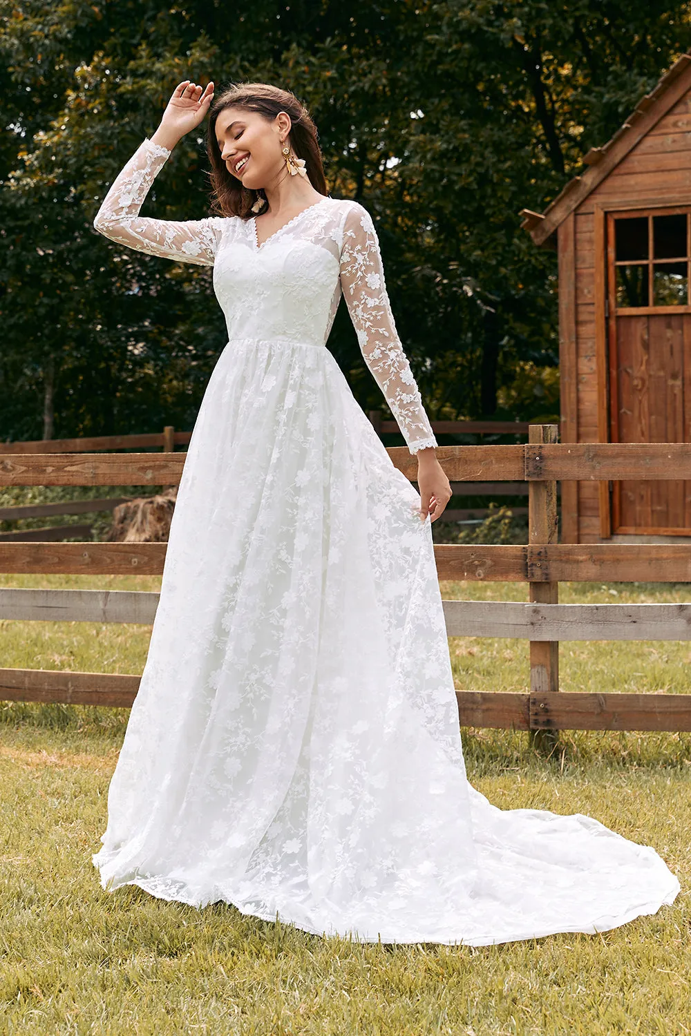 Avorio A-Line V-Neck Lace Sweep Train Abito da sposa con maniche