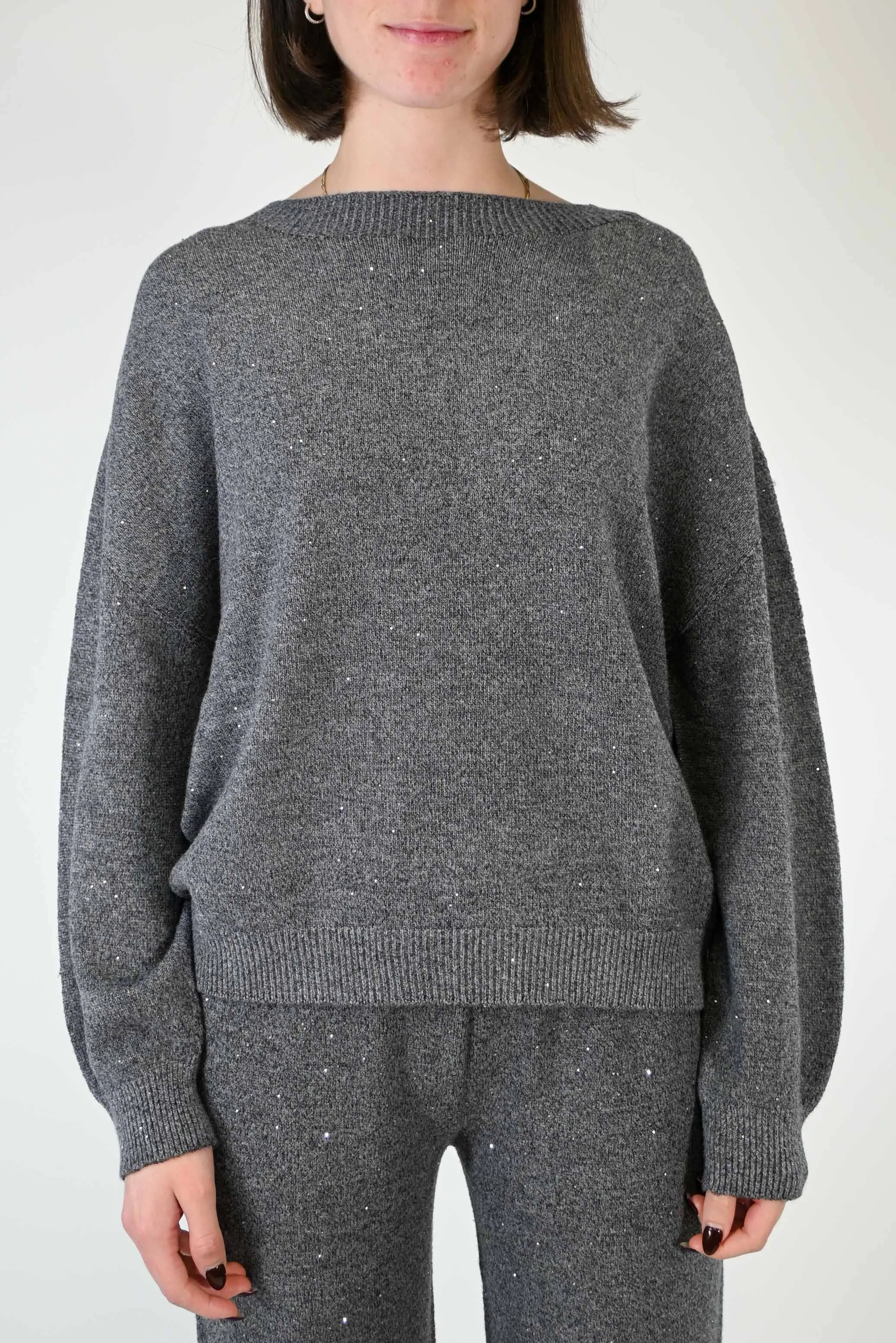 MAGLIA A SCATOLA CON MICRO PAILLETTES GRIGIO